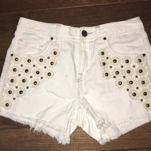 Urban Outfitters BDG white floral shorts